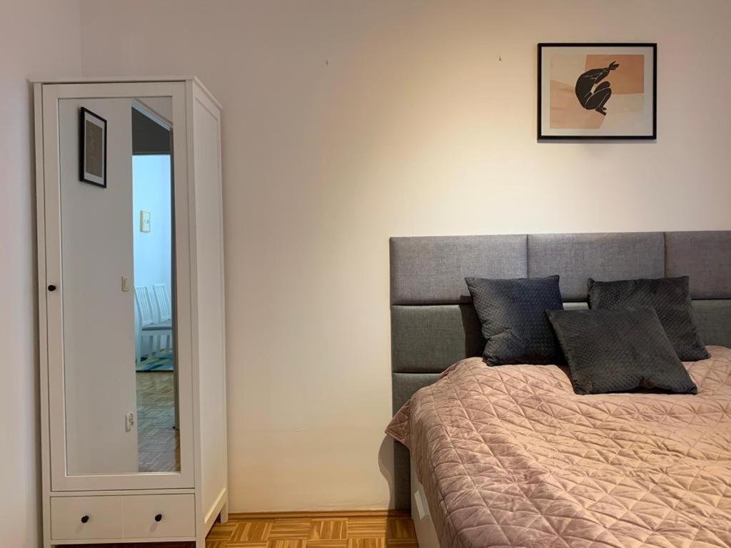 Apartament Zieleniec Torun Bagian luar foto
